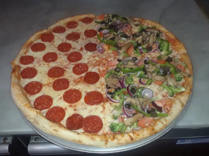 Crown Fried Chicken & Pizza Picture 9