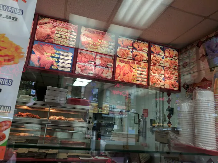 Crown Fried Chicken & Pizza Picture 4
