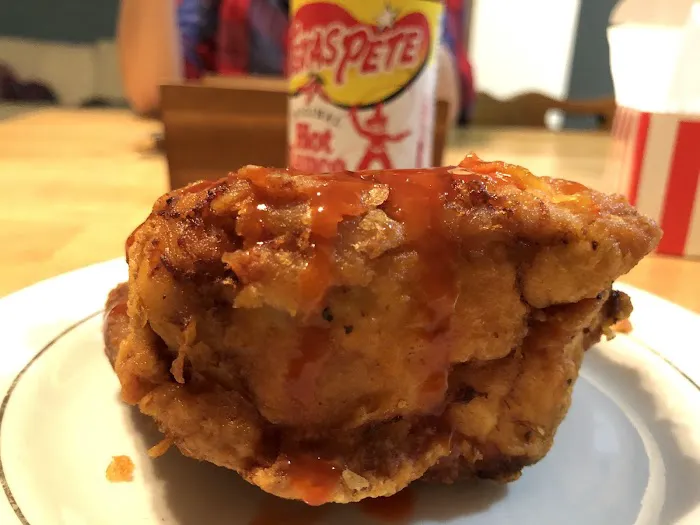 Crown Fried Chicken & Pizza Picture 1