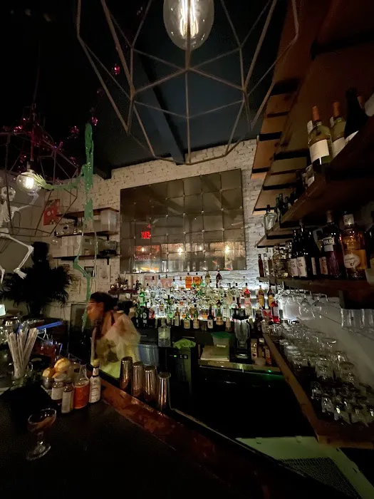Baby Jane Bar Picture 1