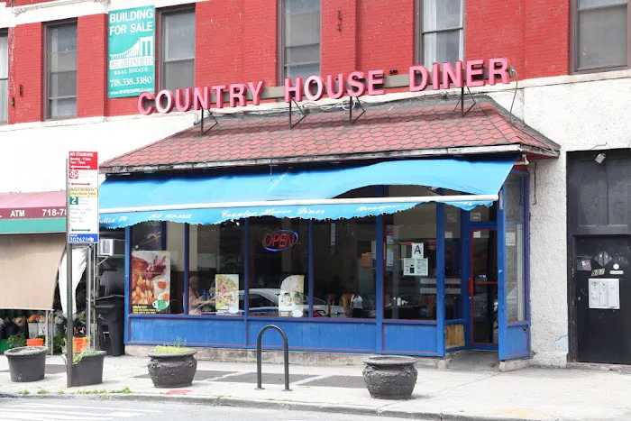 Country House Diner Picture 2