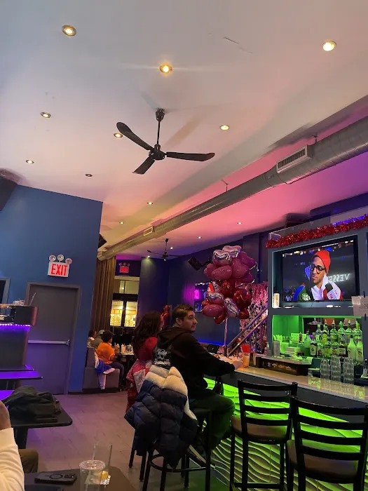 Vessel Bar & Grill Picture 10