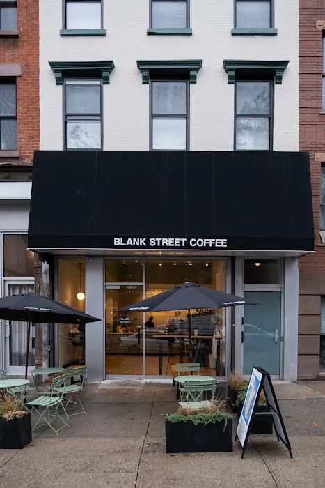 Blank Street Coffee Picture 5