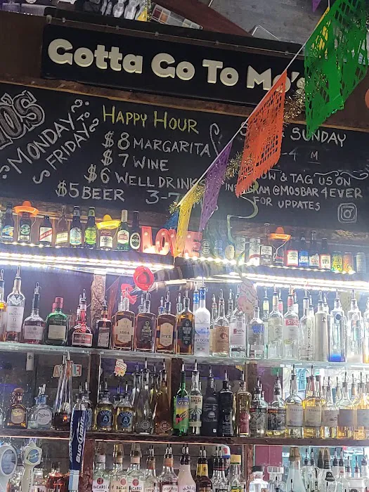 Mo's Bar & Lounge Picture 4