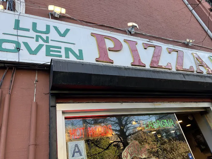 Luv N Oven Pizza Picture 4
