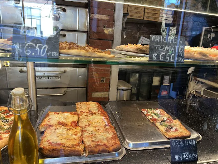 Luv N Oven Pizza Picture 9