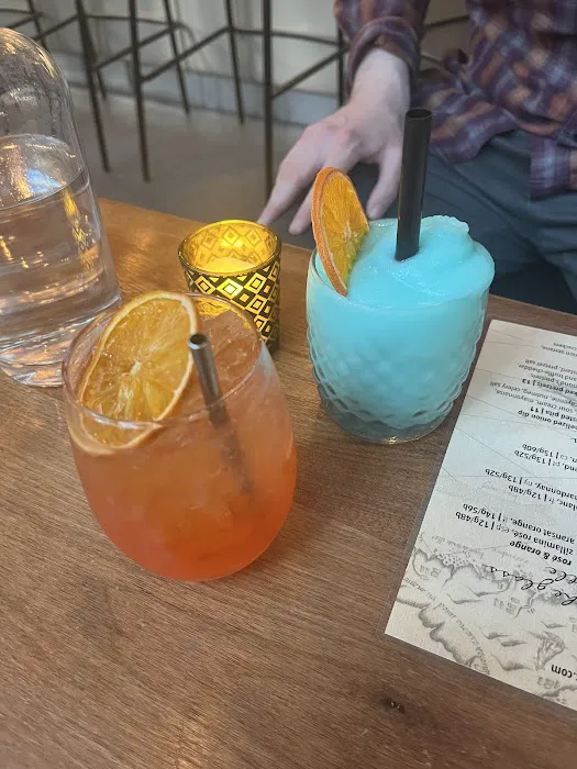 Vine Bar Picture 5