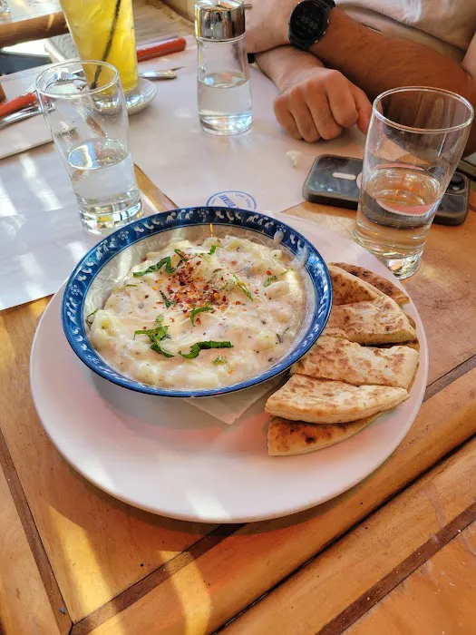 Cafe Gitane Picture 7
