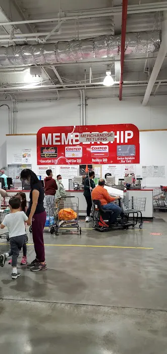 Costco Food Court Picture 7