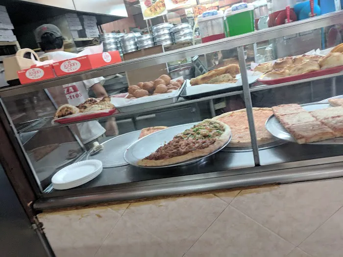 Lefrak Pizza Picture 1