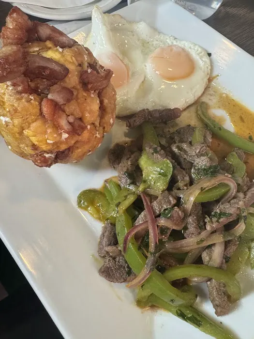 Tiro de Esquina Restaurant & Sport Bar Picture 7