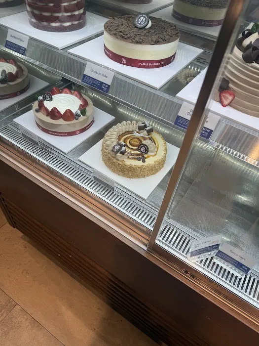 Paris Baguette Picture 1