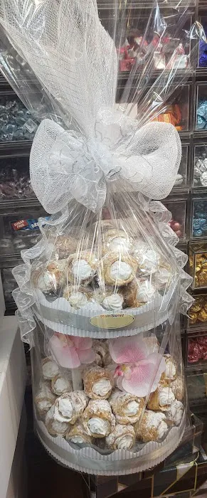 Levy's Bakery Picture 8