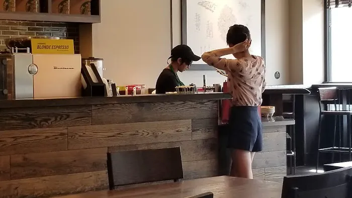 Starbucks Picture 9