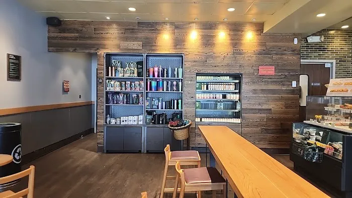 Starbucks Picture 1