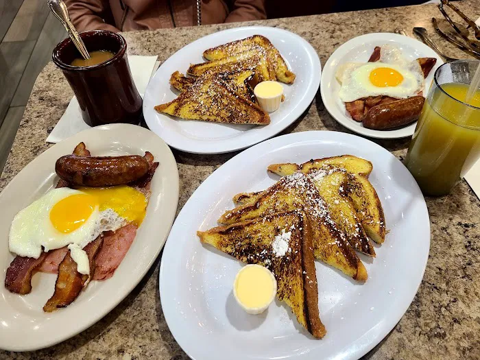 Rego Park Cafe Picture 9