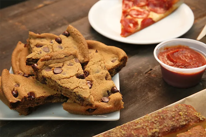 Pizza Hut Picture 7