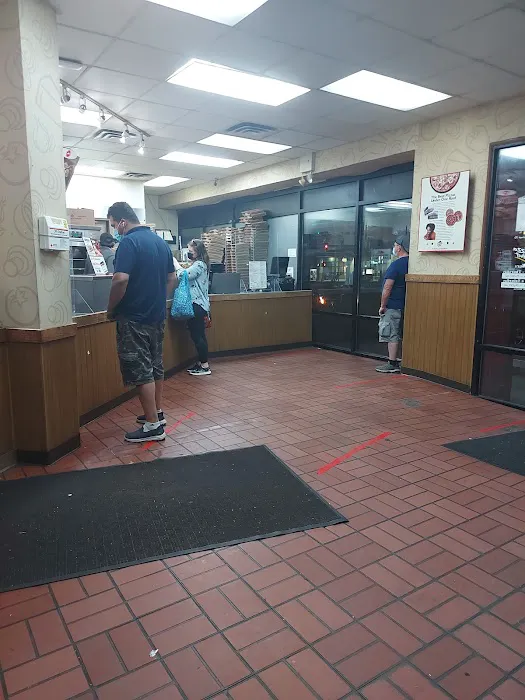 Pizza Hut Picture 6