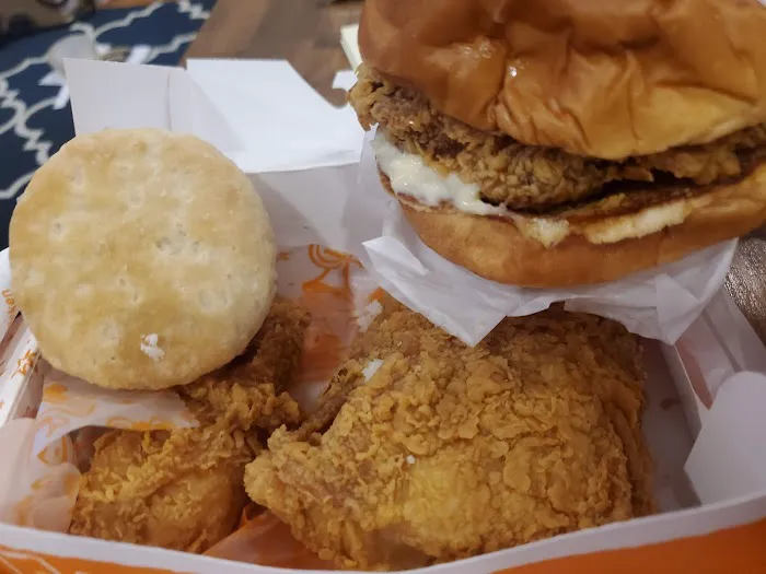 Popeyes Louisiana Kitchen Picture 4