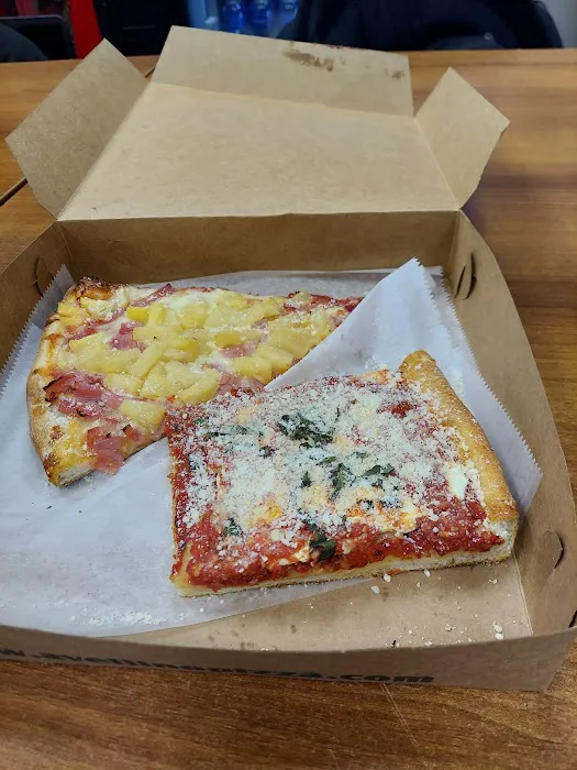 Avellino Ristorante & Pizzeria Picture 8