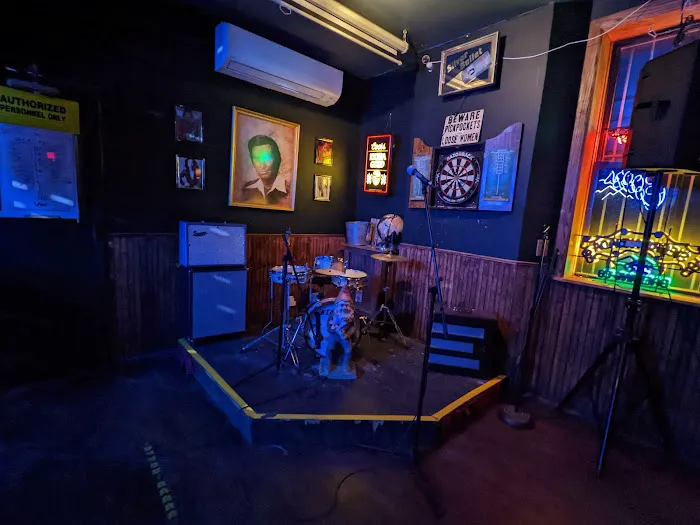 Jones Bar Picture 2