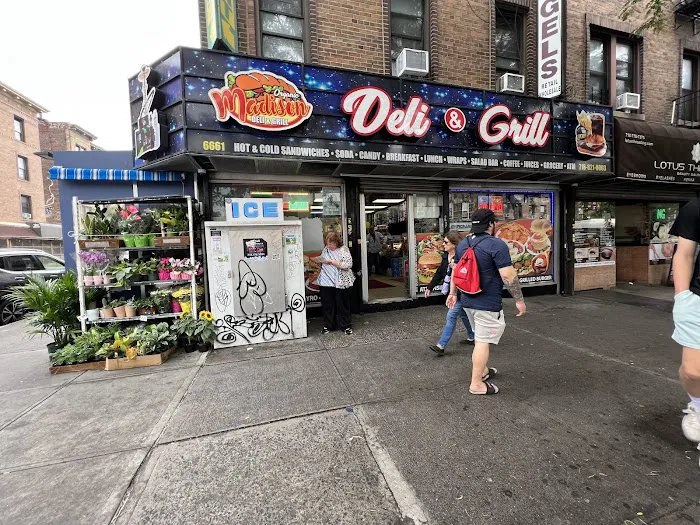 Madison Deli & Grill Picture 9