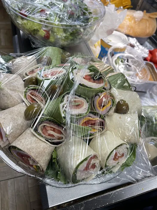 Madison Deli & Grill Picture 3