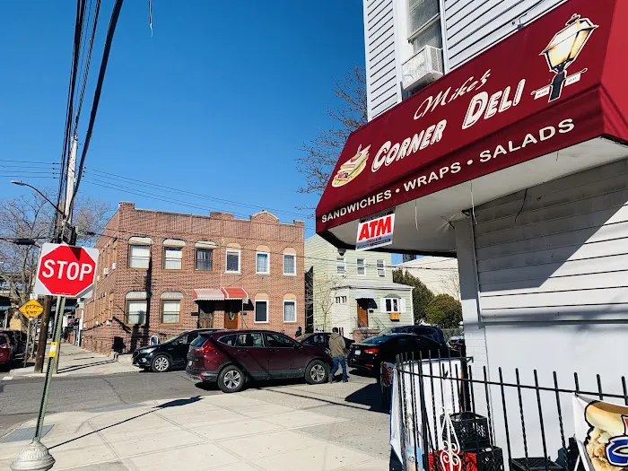 Briana's Deli Picture 3