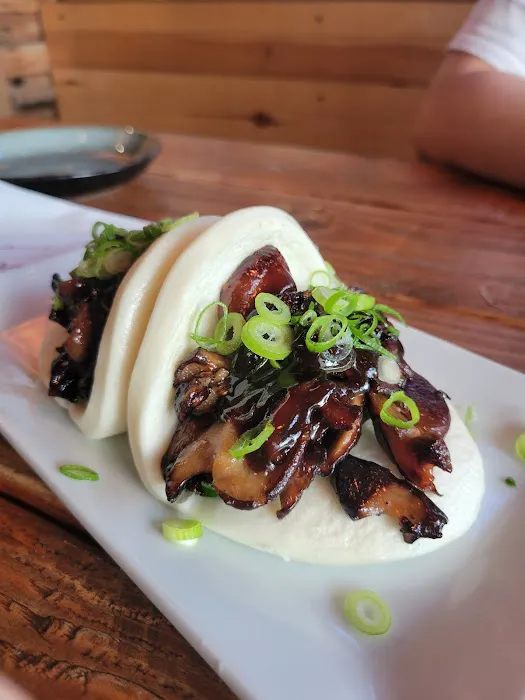 Jin Noodle Sushi Picture 3