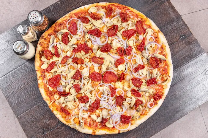 Krispy Krunchy Chicken & Pizzeria Picture 4