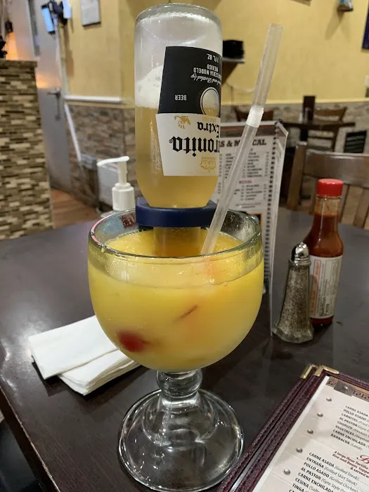 Las Margaritas Picture 7