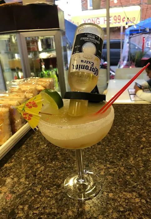 4 Caminos Mexican Restaurant Picture 10
