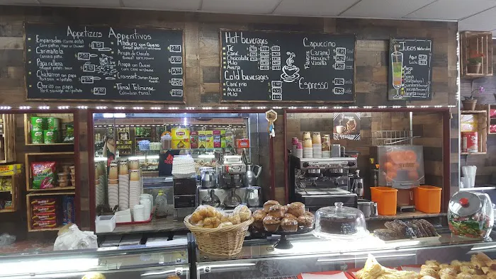 Parceros Bakery & Restaurant Picture 9