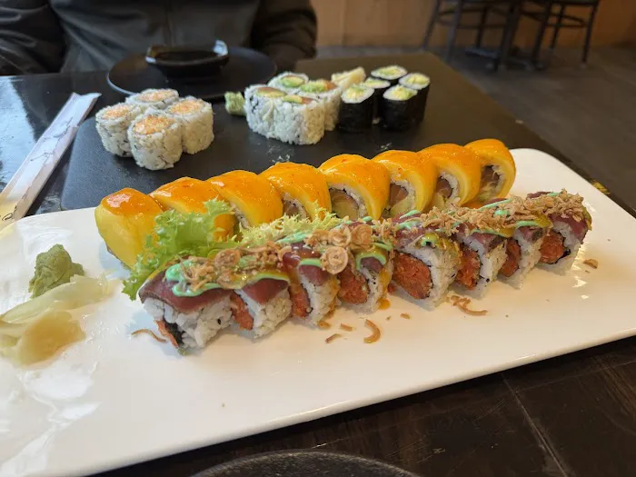 Yuzu Sushi Japanese Cuisine Picture 6