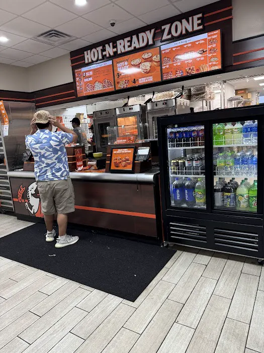 Little Caesars Pizza Picture 10