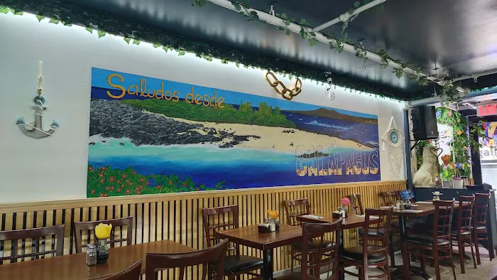 Queens Coffee Shop Bar Restaurant Picture 8