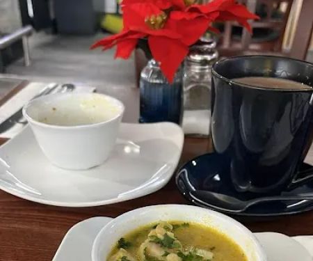 Queens Coffee Shop Bar Restaurant