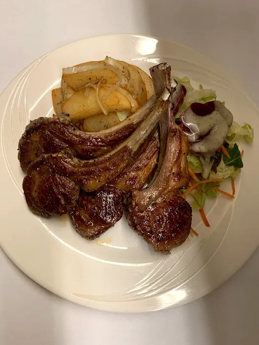 El Manantial Restaurant Picture 1