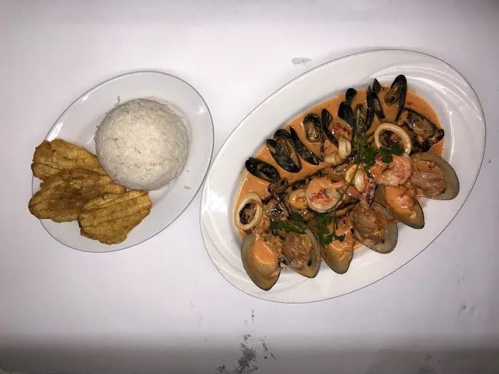 El Manantial Restaurant Picture 4
