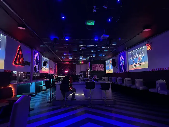 PALLADIUM BAR DISCOTEC Picture 2