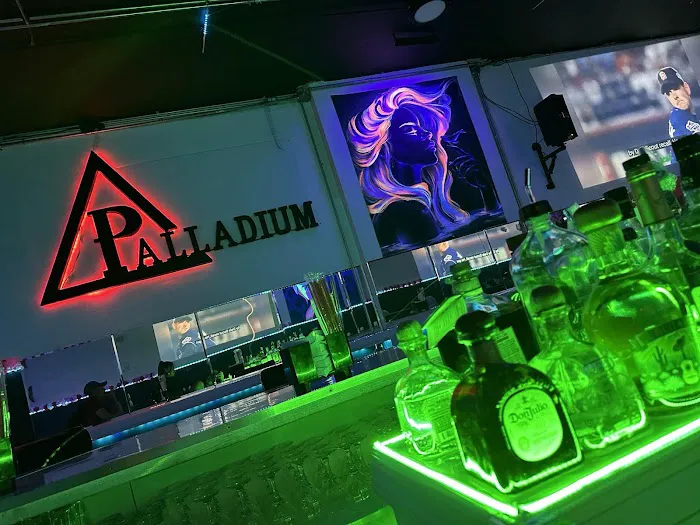 PALLADIUM BAR DISCOTEC Picture 7