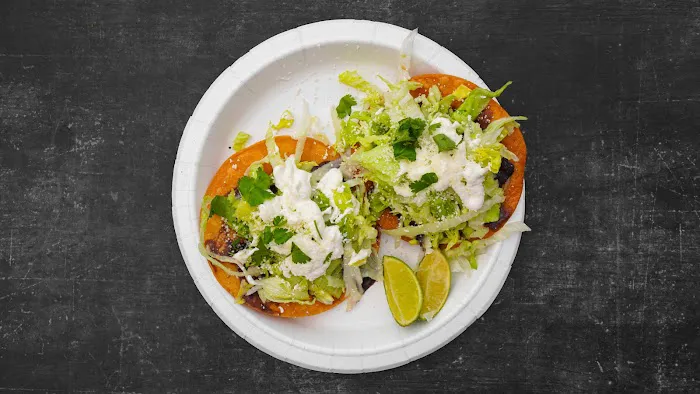 El Jarochito Mexican Food Truck Picture 10