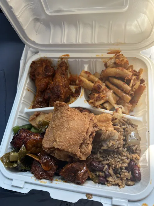 Comoe Buffet Soul Food Picture 1