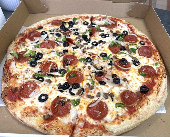 Flamin' Chicken & Pizza Picture 6