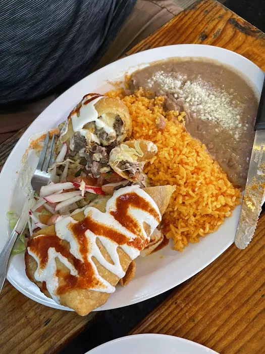 Maya Fusion Cafe Picture 3