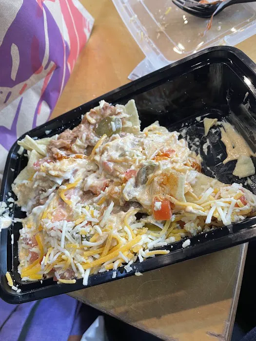 Taco Bell Cantina Picture 9