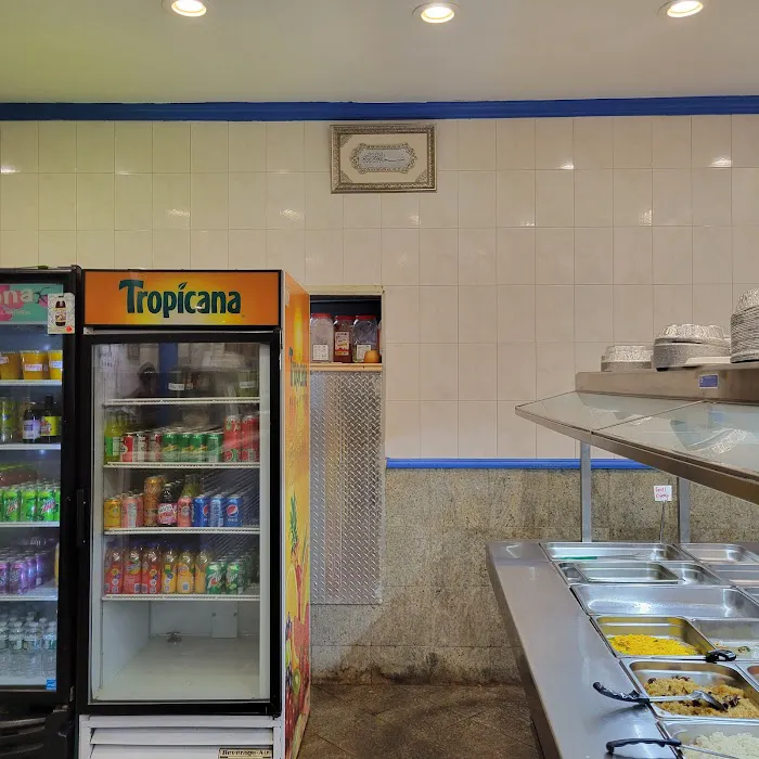 Z Halal Restaurant Picture 2