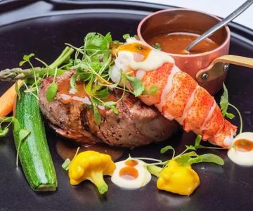 How Seafood Restaurants Are Combining Traditional Recipes With Contemporary Style