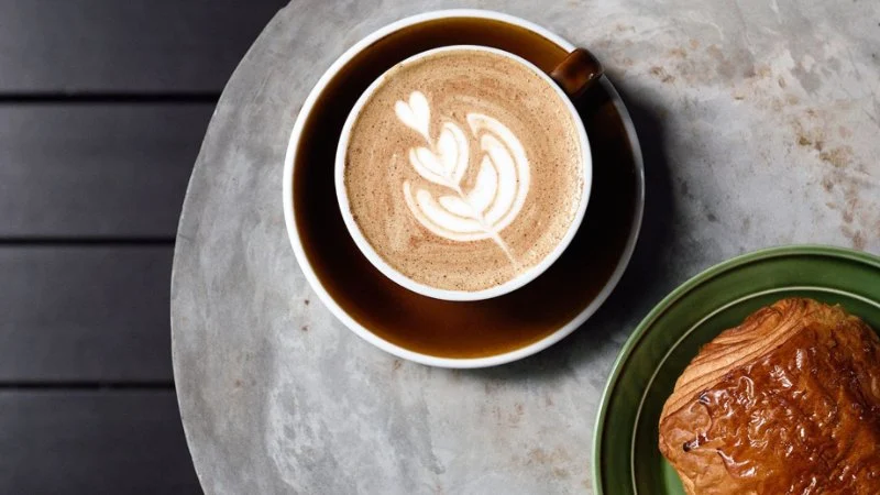 Discovering Coffee Shops That Offer Specialty Roasts Paired With Seasonal Pastries