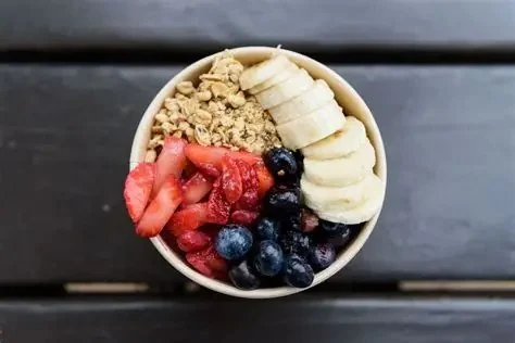 The Growing Popularity of Acai Bowls and Smoothie Cafes